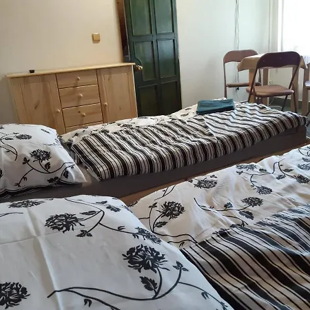 Penzion Cerhenice Guest house