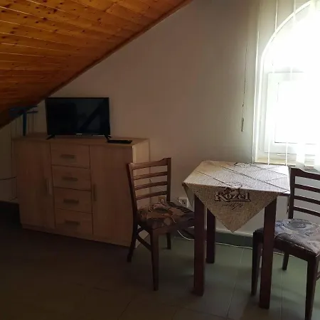 Penzion Cerhenice Guest house Cerhenice